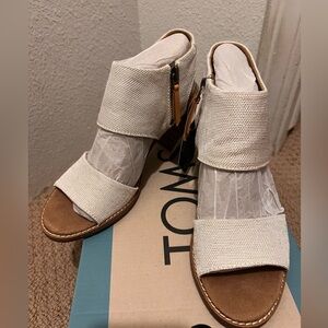 Toms Majorca Cutout, 6.5, natural yarn dye